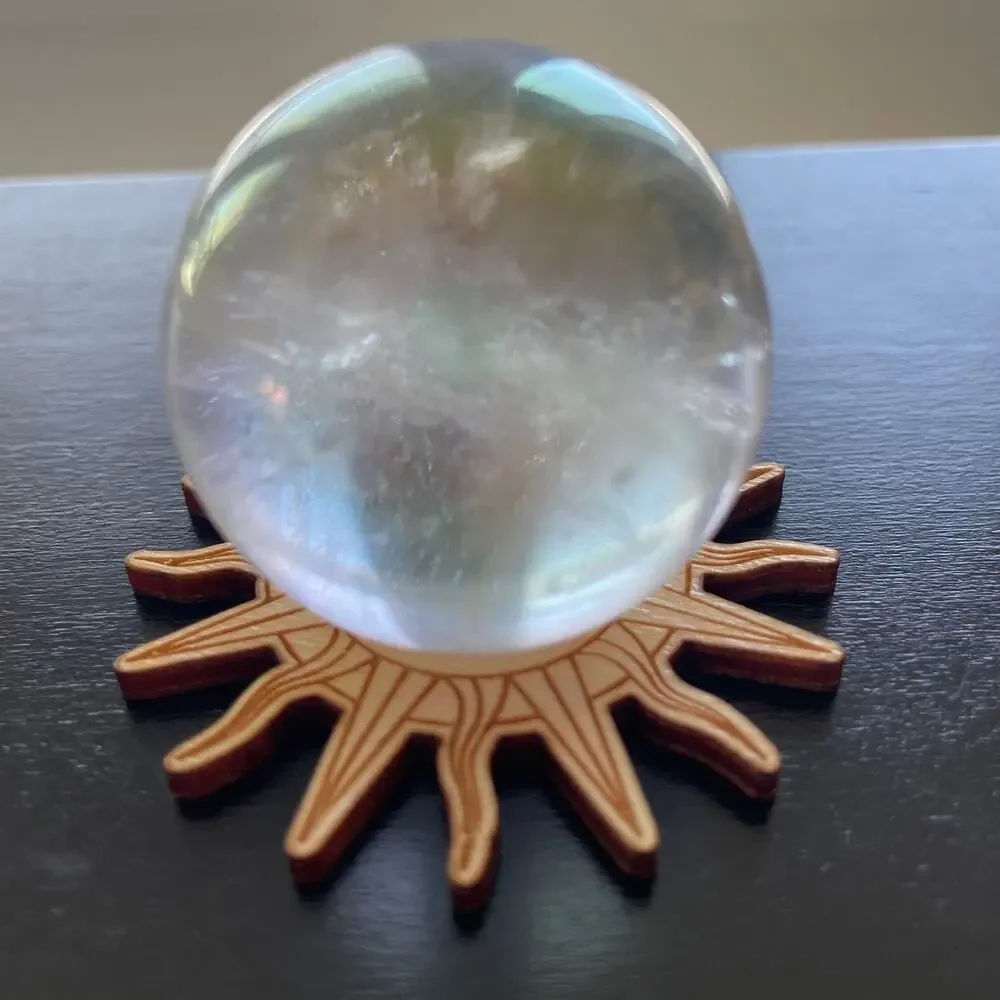 Pretty Sunburst Wood Sphere Holder/Stand
